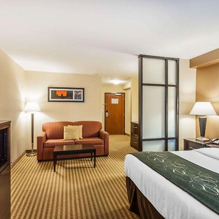คอมฟอร์ต สวีท เวนัตชี เกทเวย์ Hotel ภายนอก รูปภาพ
