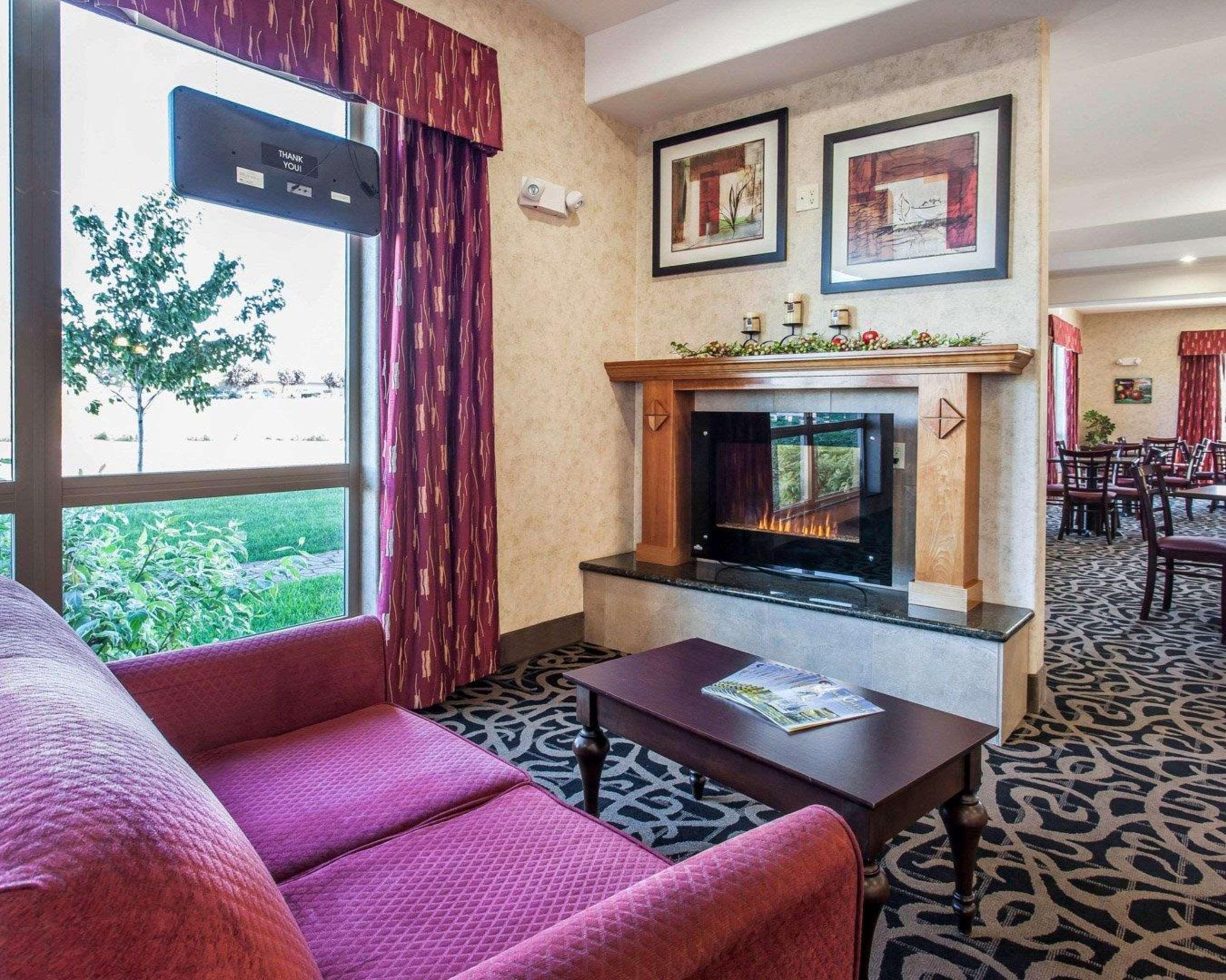 คอมฟอร์ต สวีท เวนัตชี เกทเวย์ Hotel ภายนอก รูปภาพ
