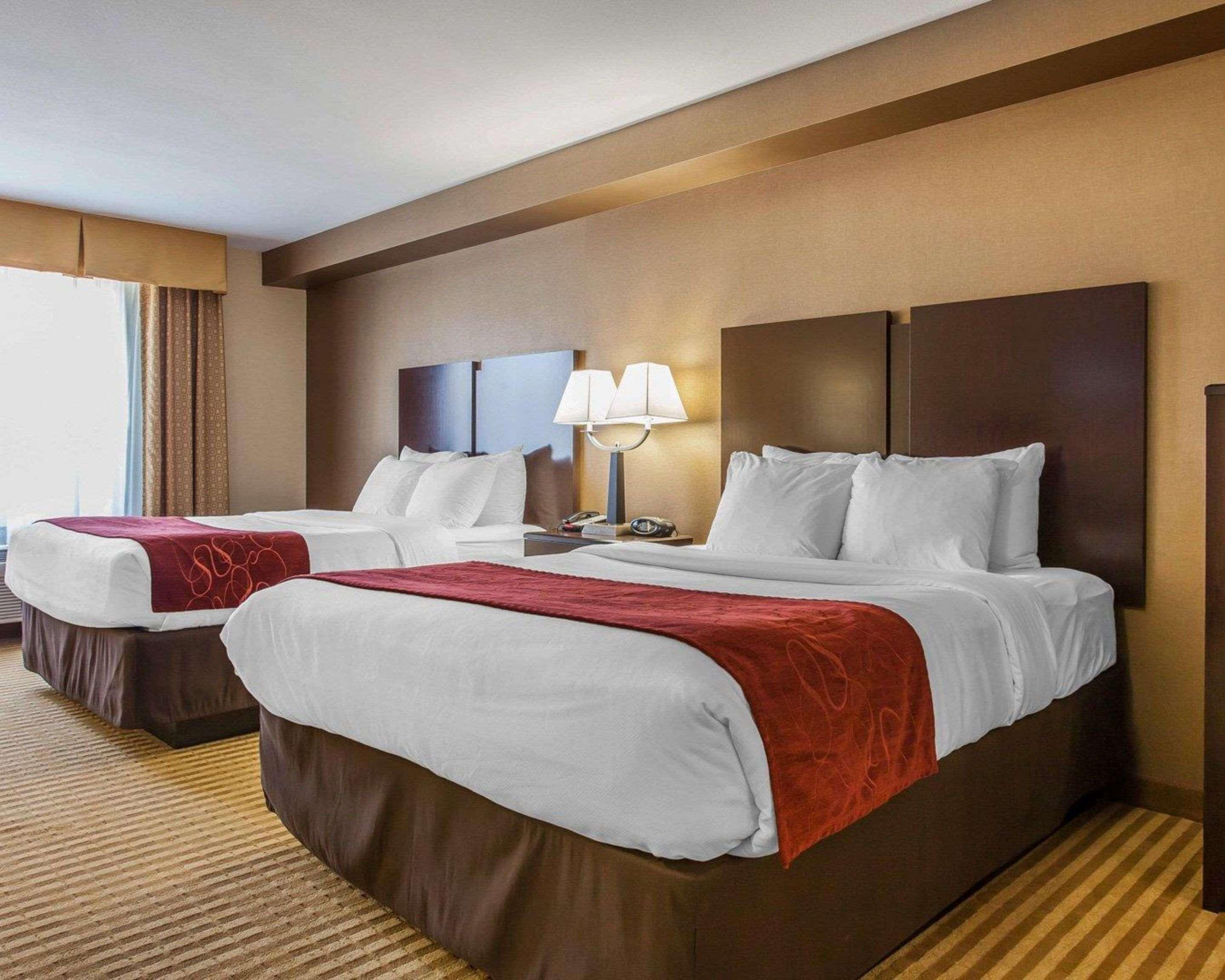 คอมฟอร์ต สวีท เวนัตชี เกทเวย์ Hotel ภายนอก รูปภาพ
