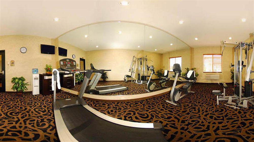 คอมฟอร์ต สวีท เวนัตชี เกทเวย์ Hotel ภายนอก รูปภาพ
