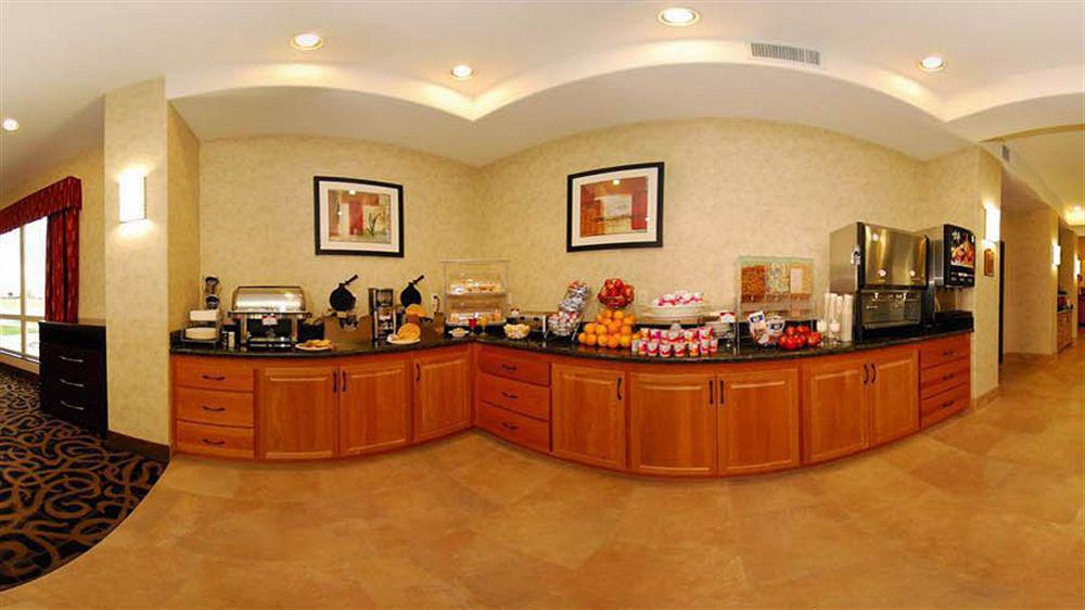คอมฟอร์ต สวีท เวนัตชี เกทเวย์ Hotel ภายนอก รูปภาพ